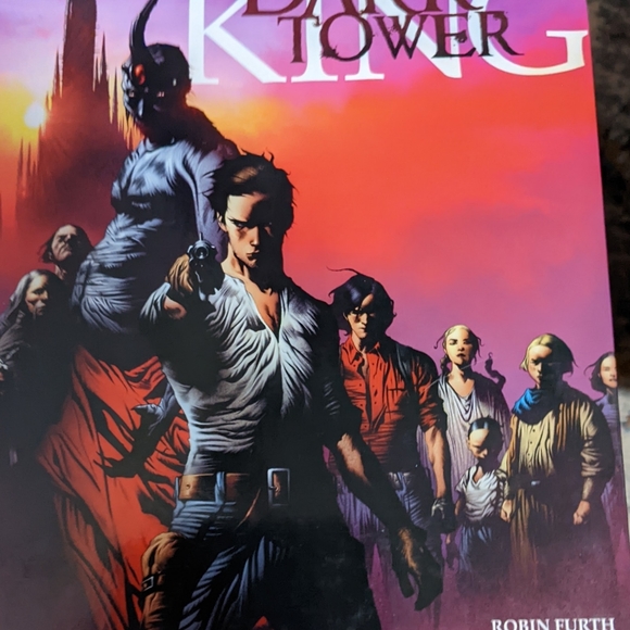 Special Edition Graphic Novels Stephan King Gunslinger Series. - Picture 7 of 10